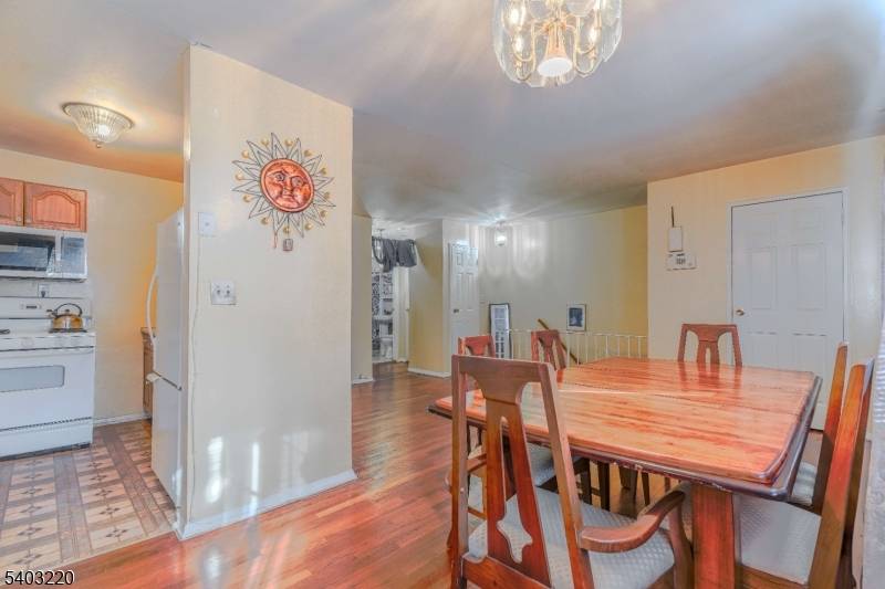 Irvington Twp., NJ 07111,916 Stuyvesant Ave