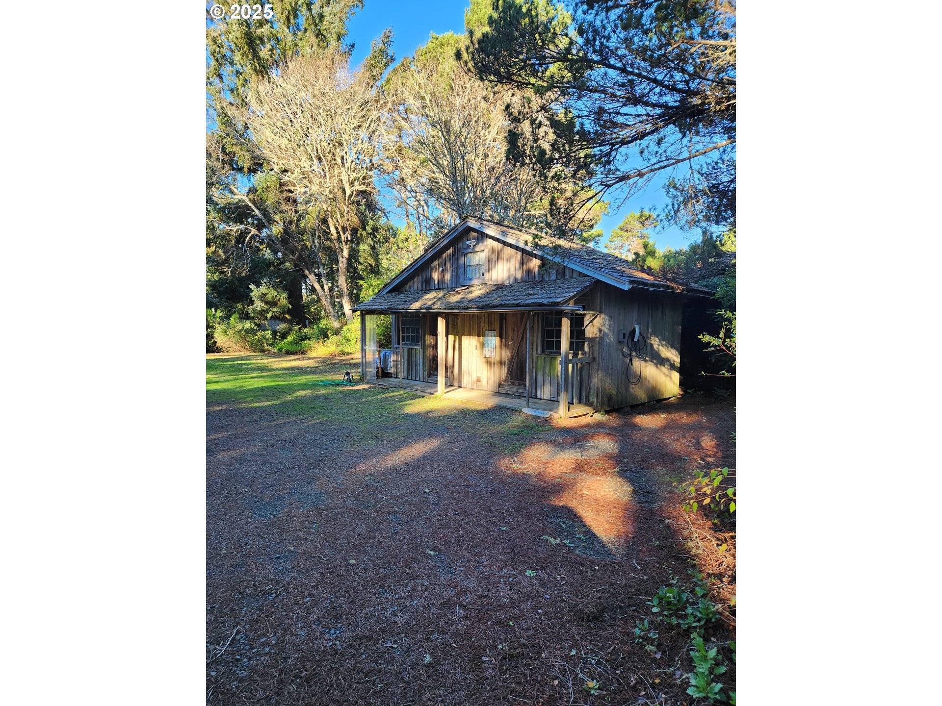Florence, OR 97439,4803 SEAPINE DR