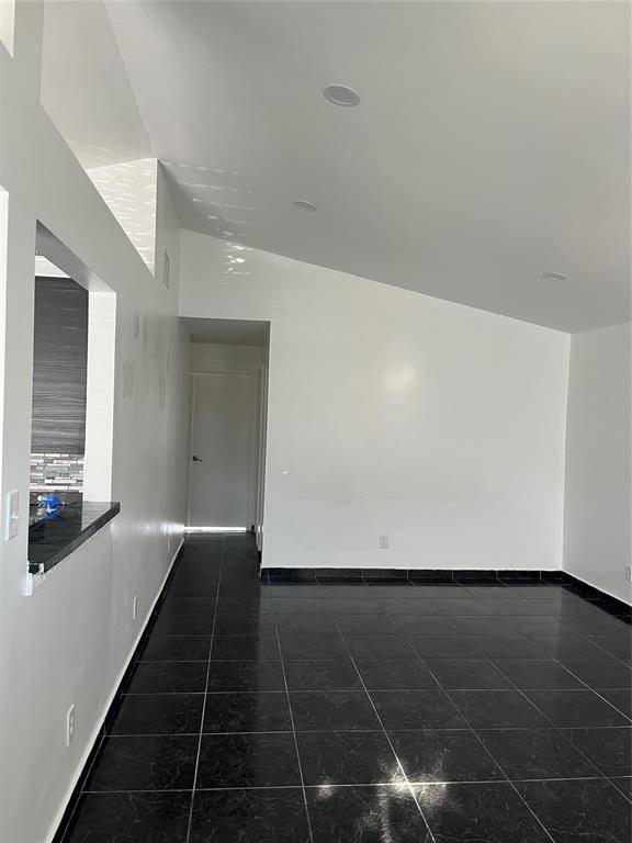 Boynton Beach, FL 33426,Address not disclosed