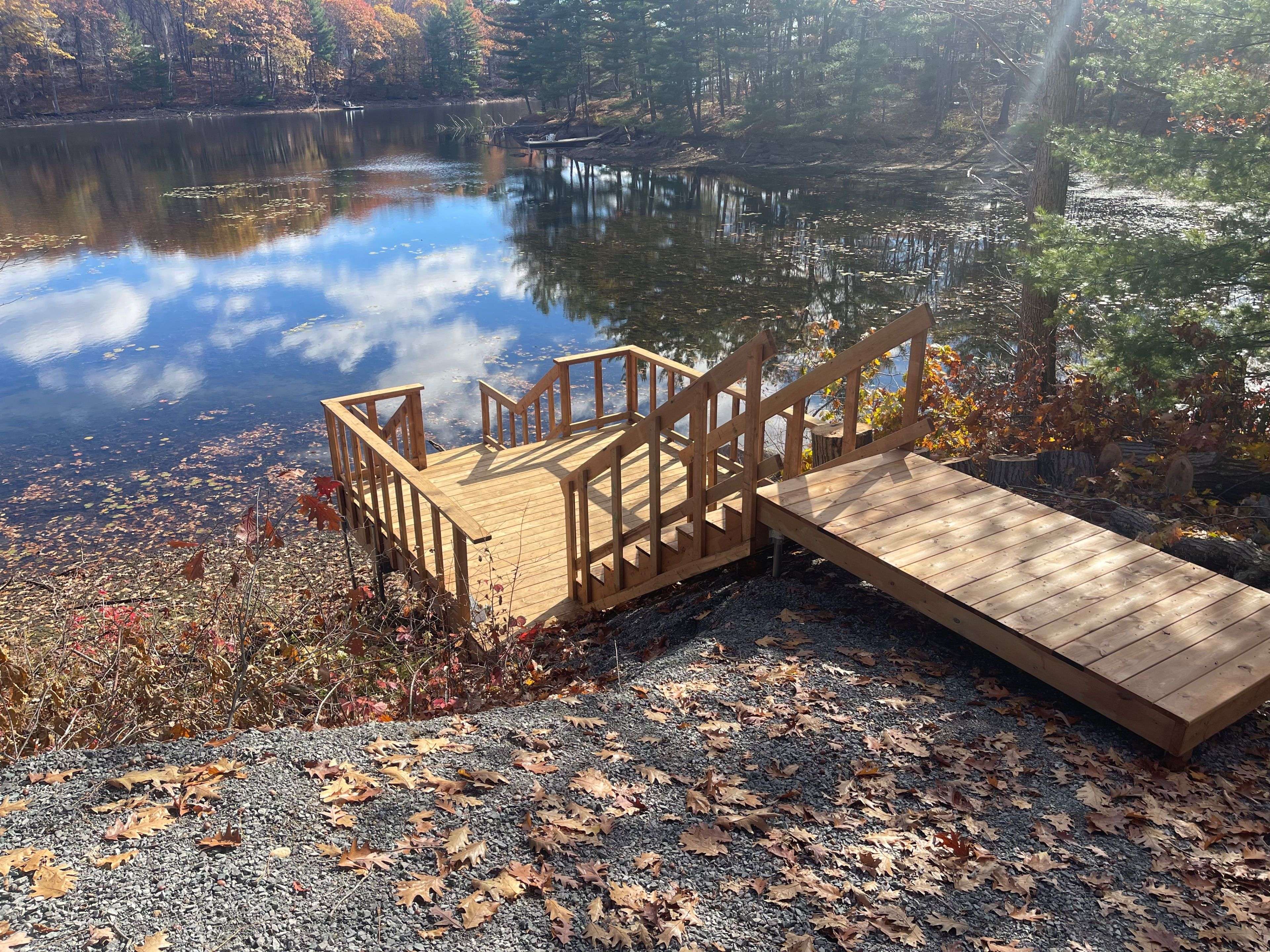 Frontenac, ON K0H 1T0,102 Attwood LN