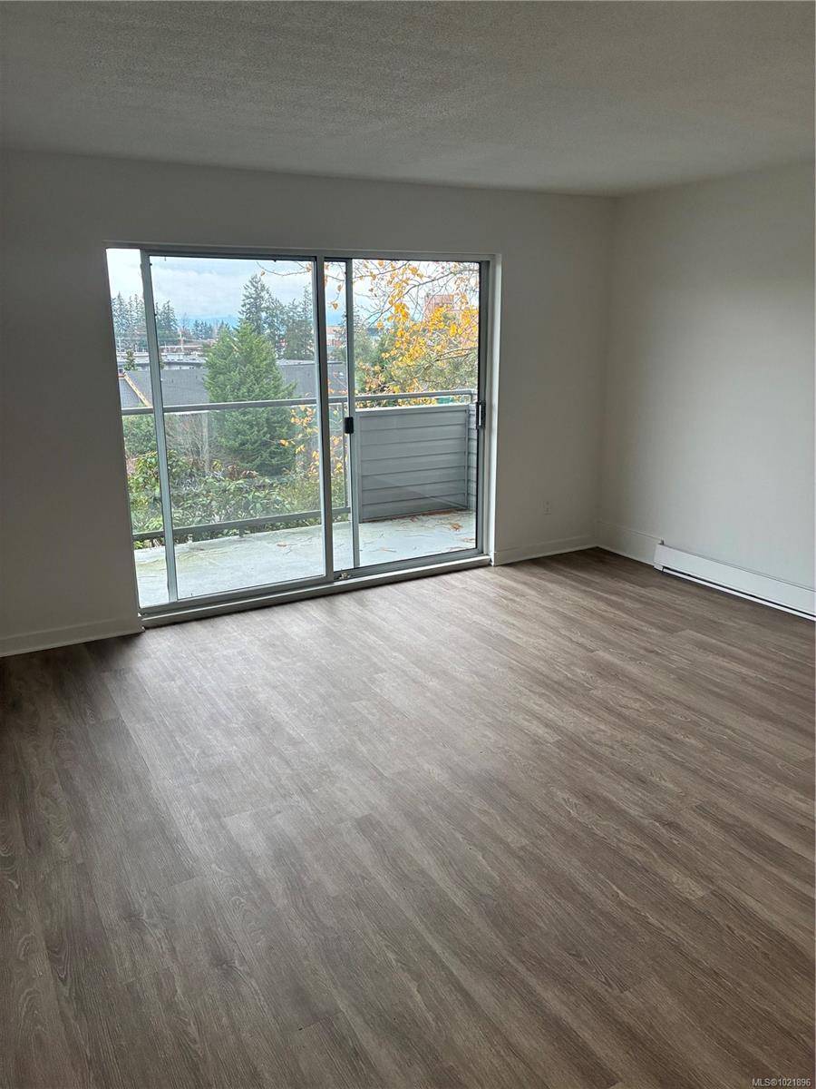 Nanaimo, BC V9S 5T1,1651 Dufferin Cres #101