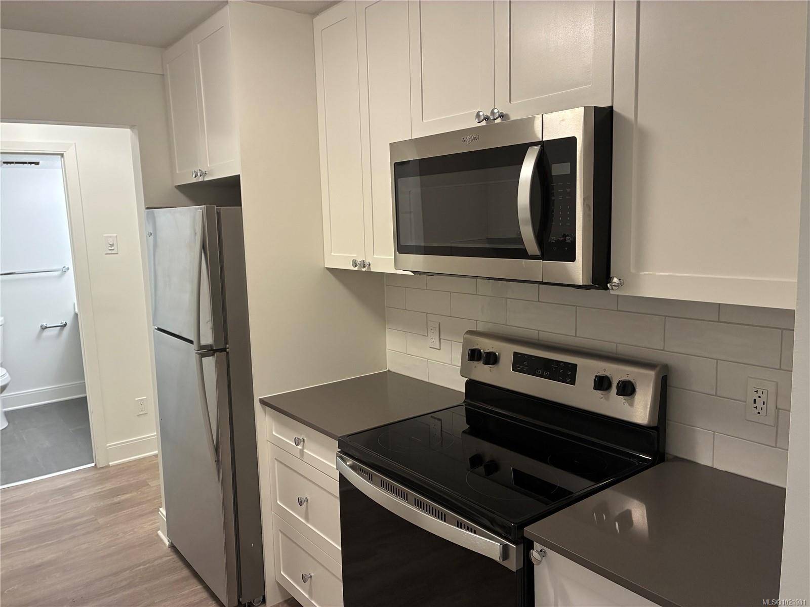 Nanaimo, BC V9S 5T1,1651 Dufferin Cres #221