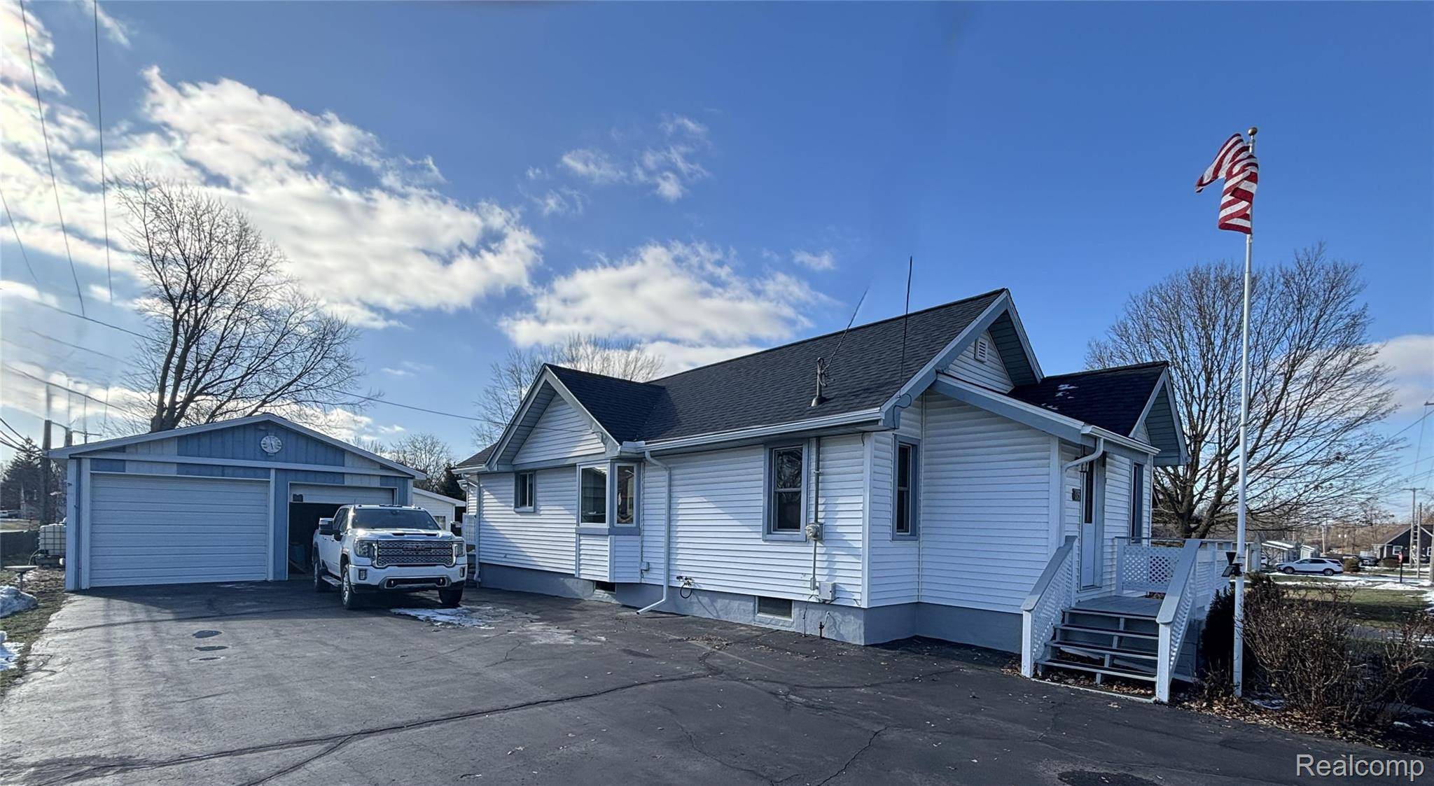 Otisville, MI 48463,115 Orchard ST