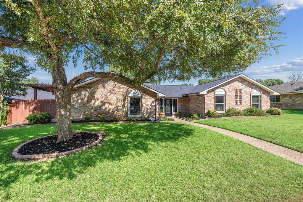 Dallas, TX 75248,6661 Hillwood Lane