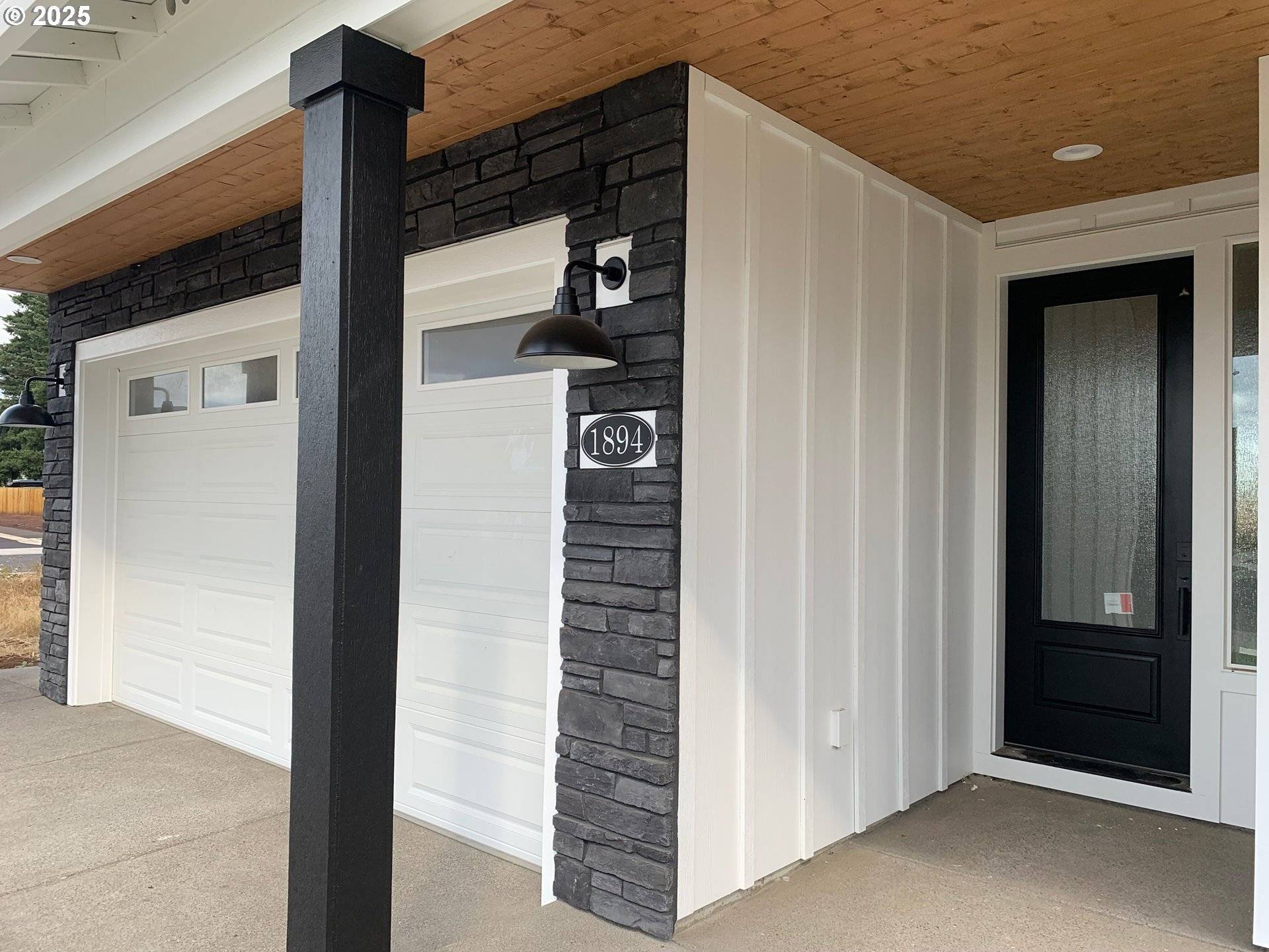 Canby, OR 97013,1894 S HOLLY ST