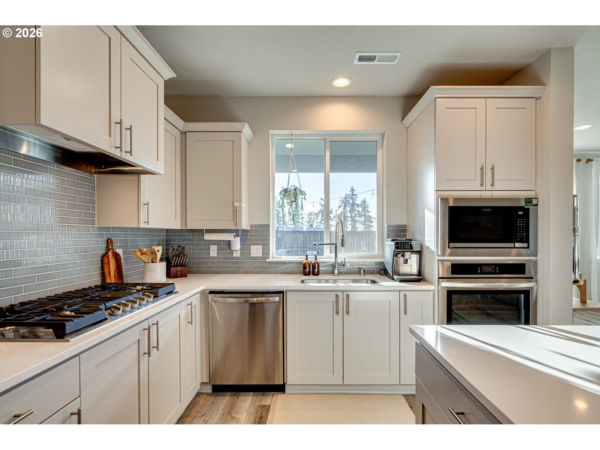 Ridgefield, WA 98642,8727 S 3RD ST