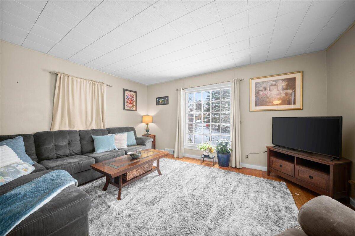 Grand Rapids, MI 49503,911 Malta ST NE