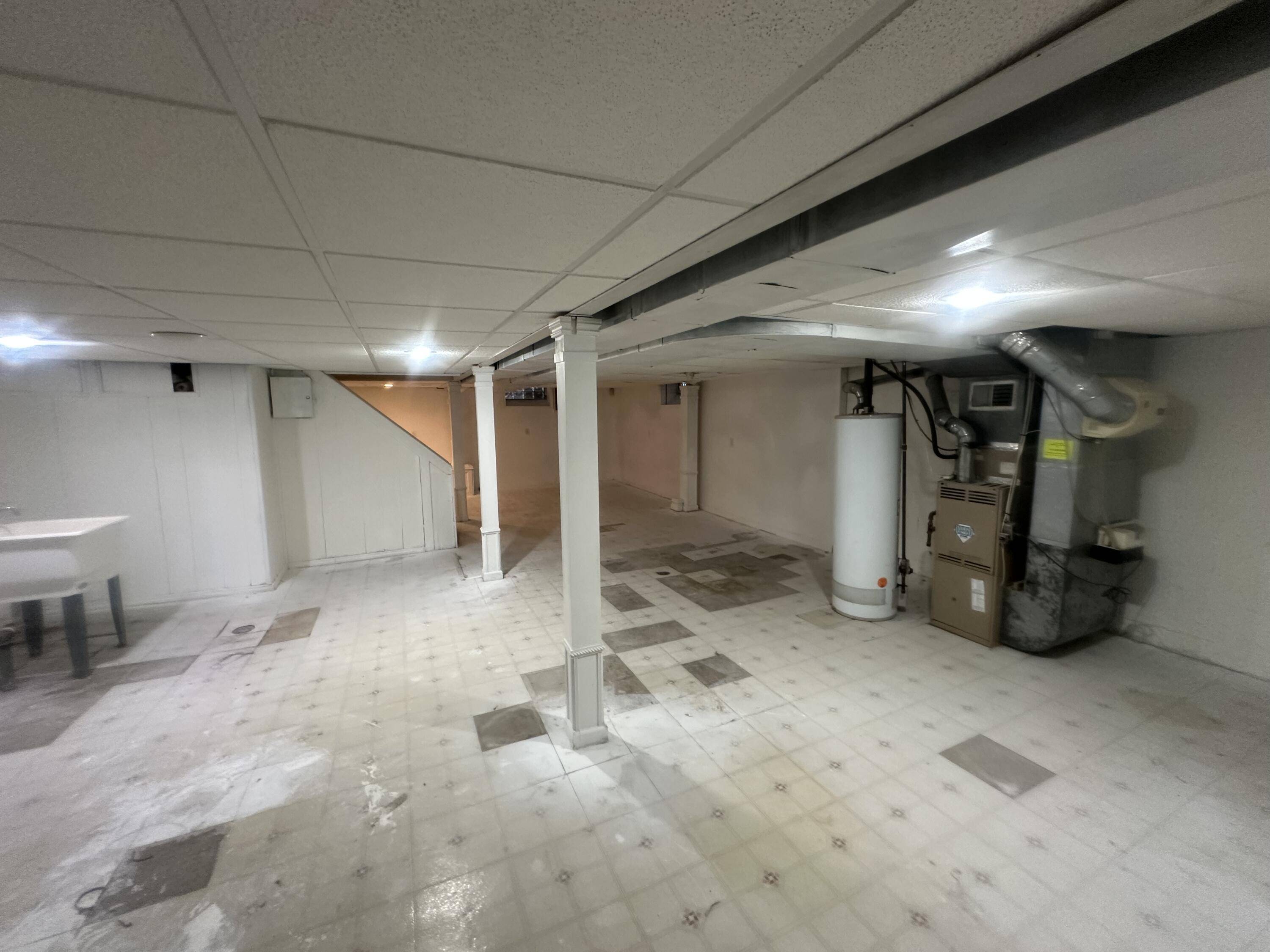 Redford, MI 48239,8275 Beaverland ST