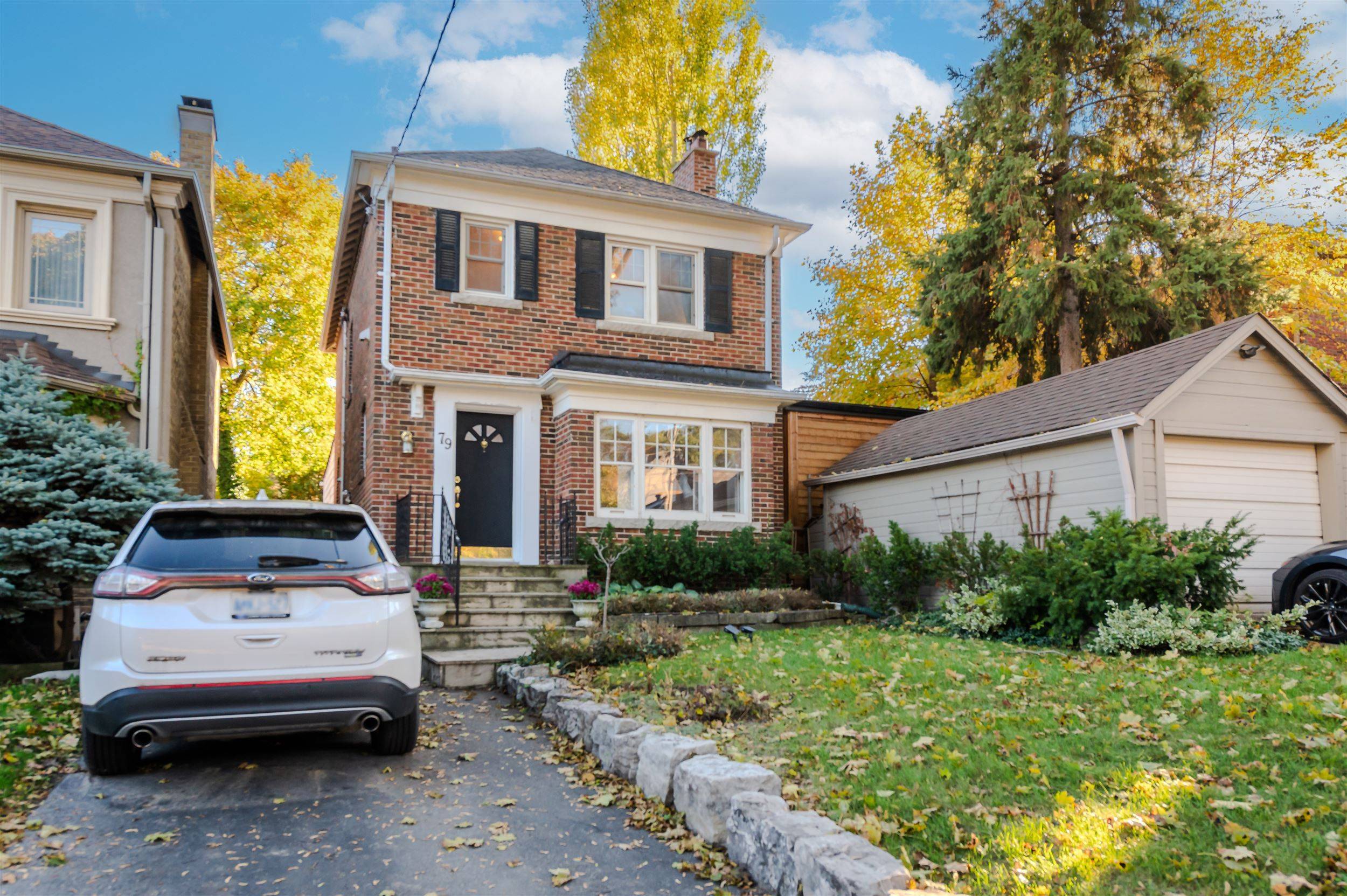 Toronto C11, ON M4G 2E4,79 Parkhurst BLVD