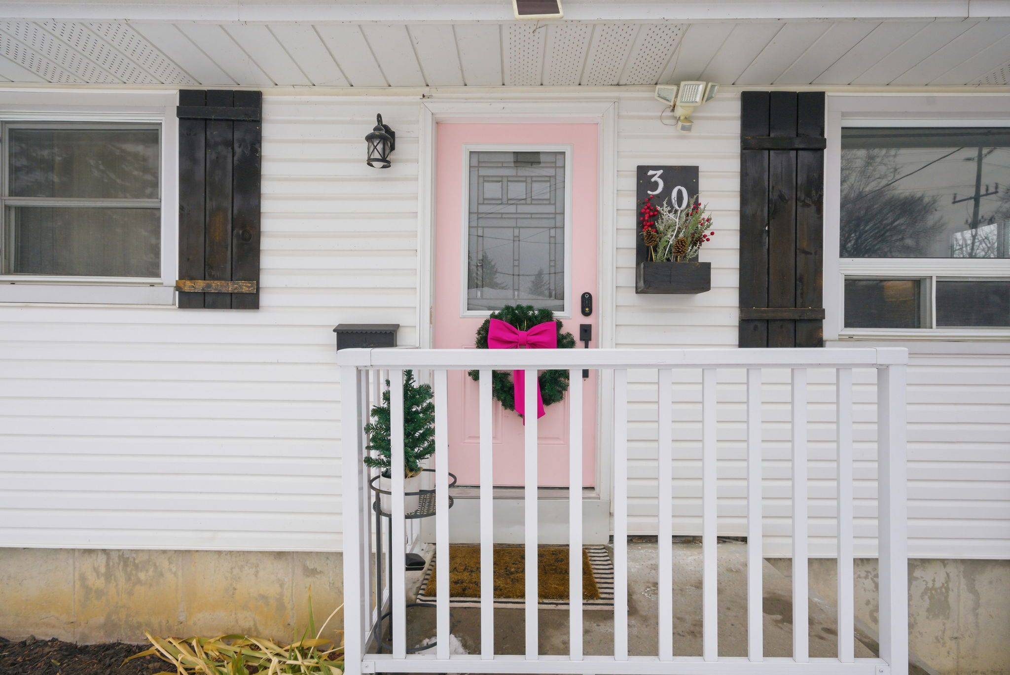 Belleville, ON K8P 1Z7,30 Elmer ST