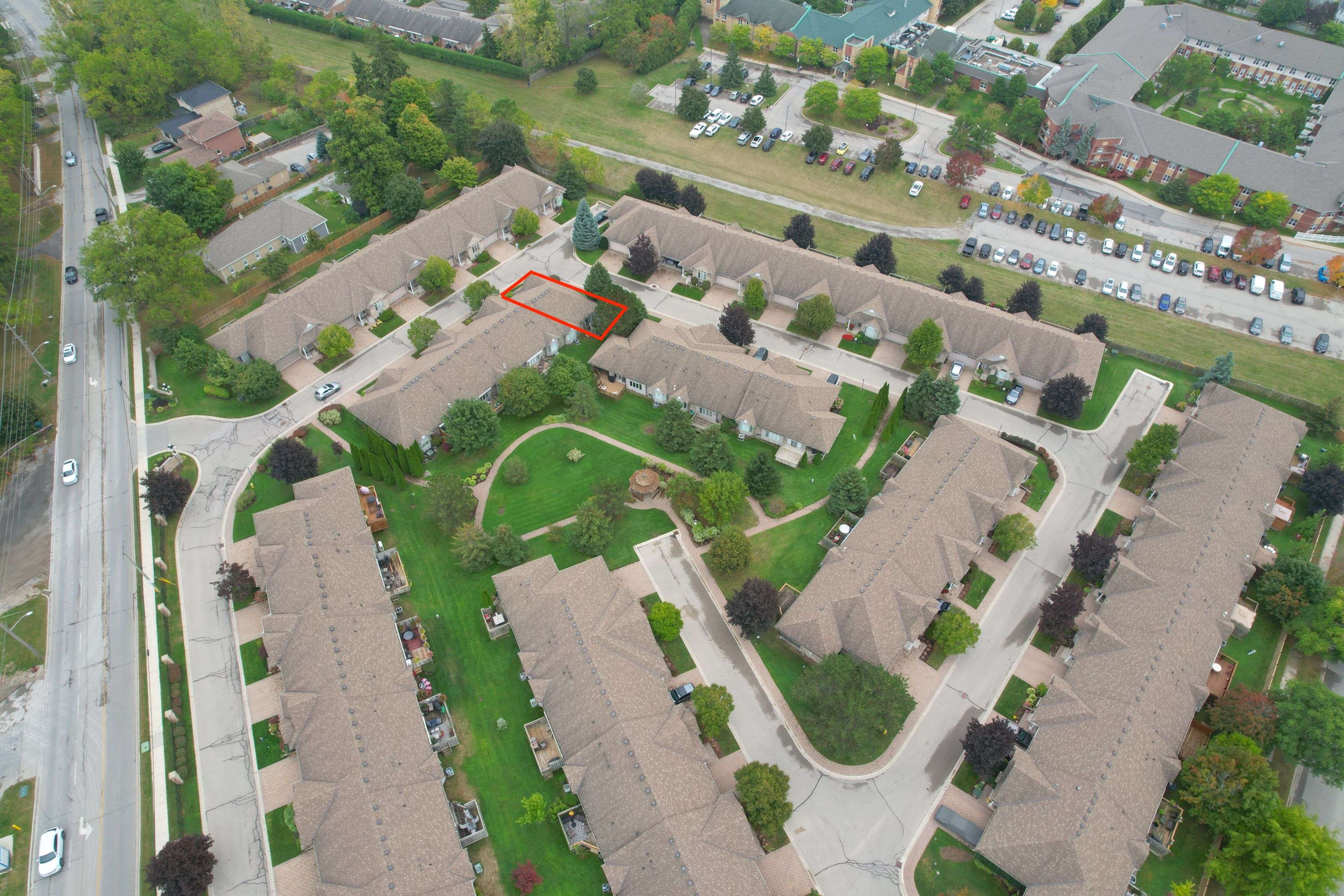 London South, ON N6K 1C2,800 Commissioners RD W #12