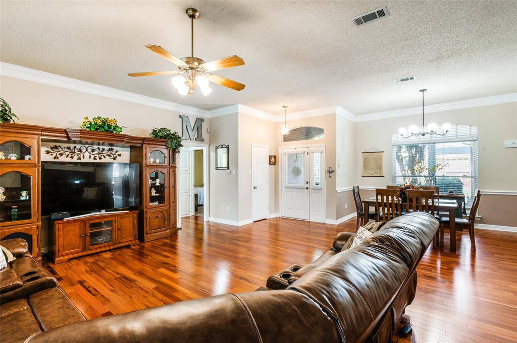 Mansfield, TX 76063,1020 Shady Oak Trail