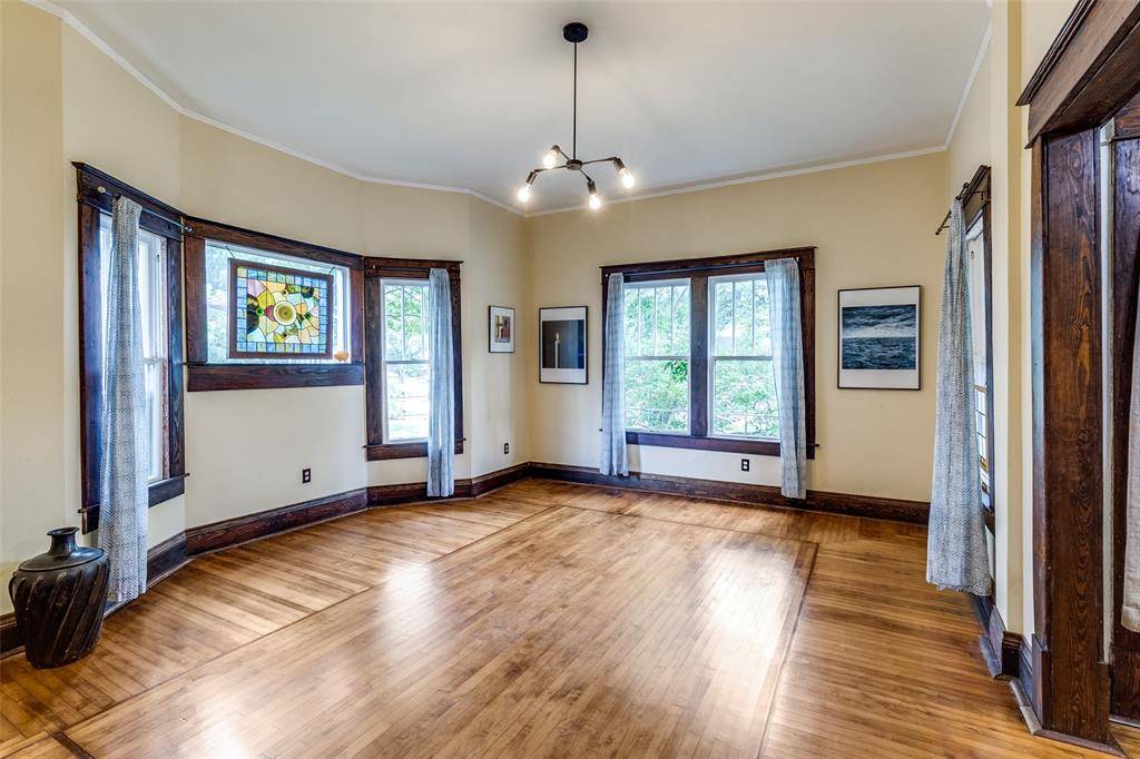 Dallas, TX 75214,5020 Junius Street