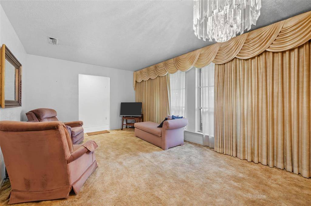 Dallas, TX 75232,1715 Shady Glen Lane