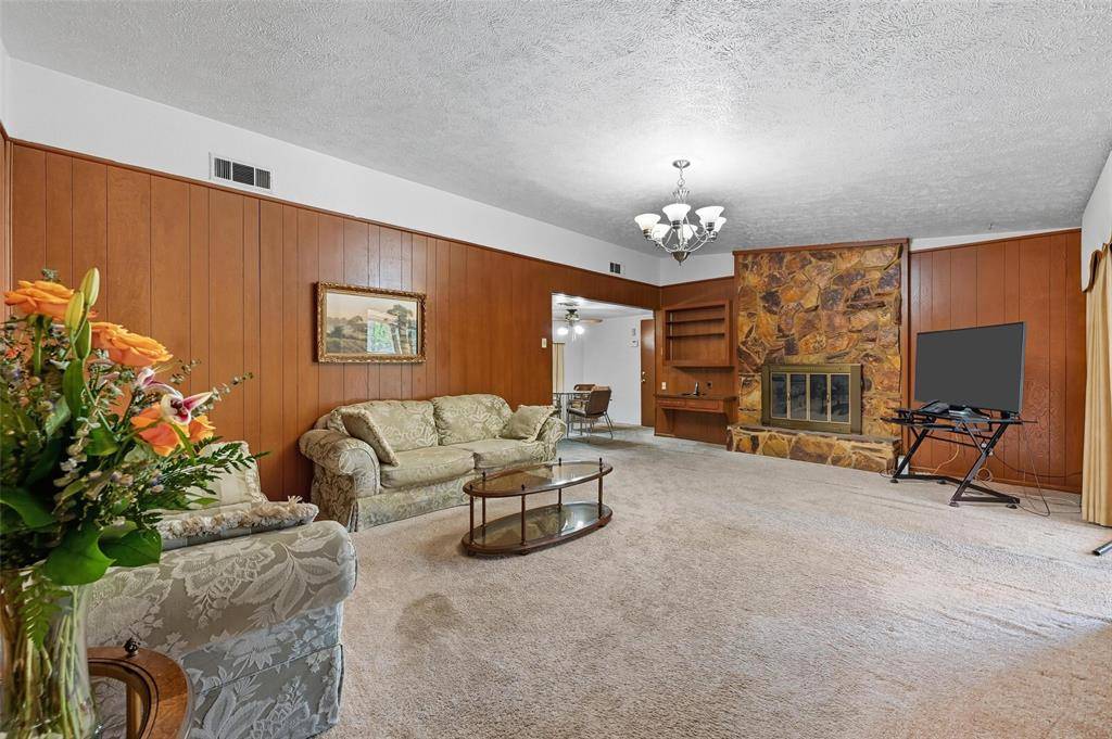 Dallas, TX 75232,1715 Shady Glen Lane