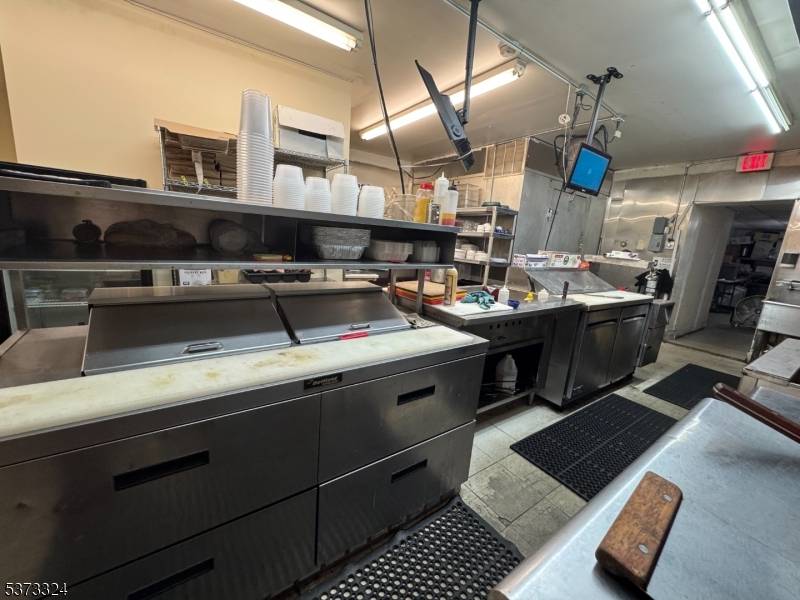 Bound Brook Boro, NJ 08805,202 E Main St