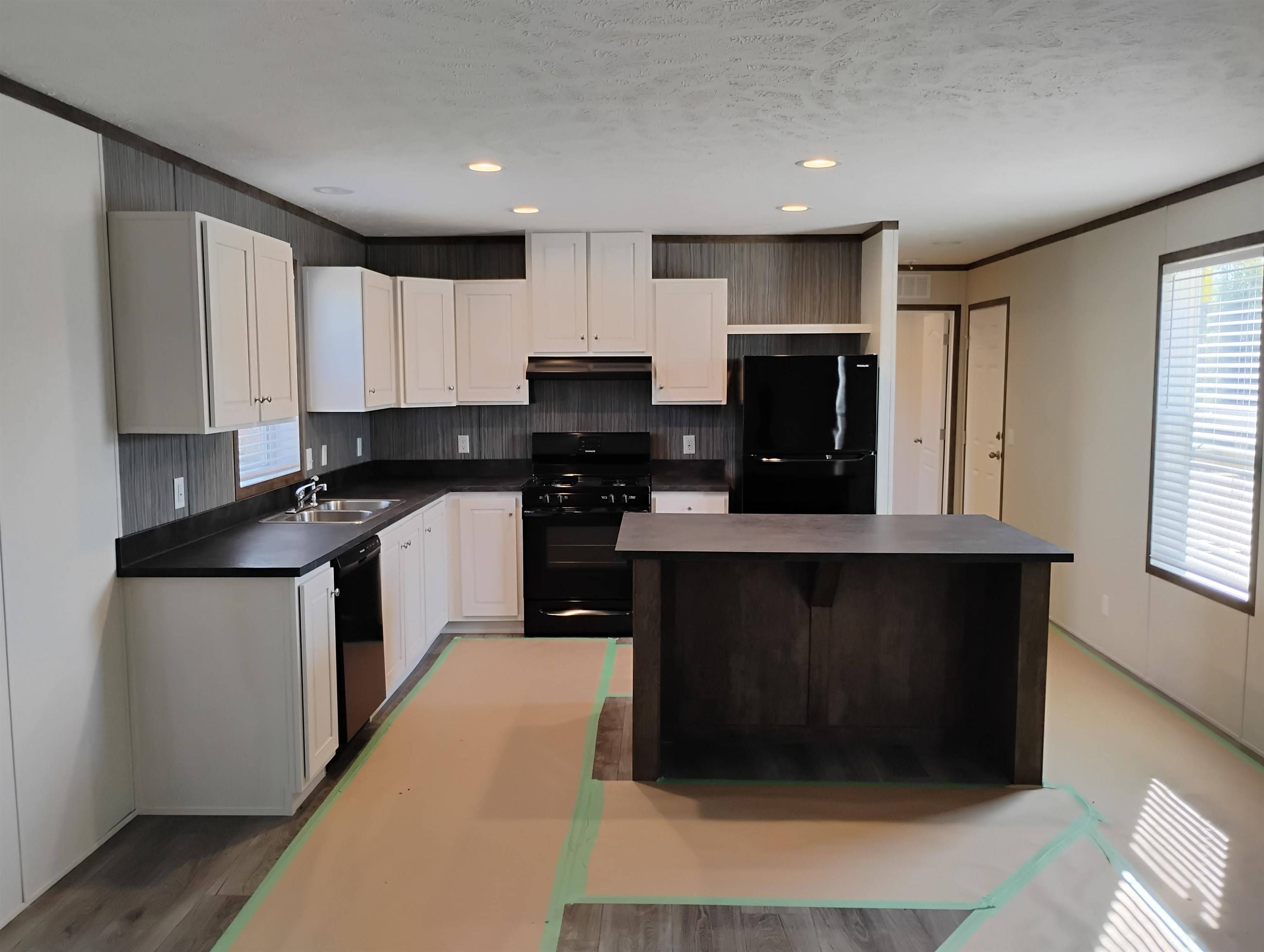 Fife Lake, MI 49633,6235 Gonyer RD