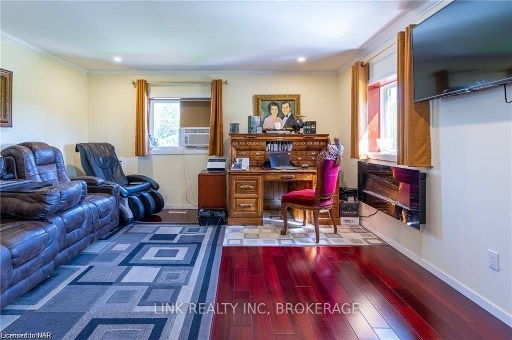 Welland, ON L0S 1V0,797 FORKS RD