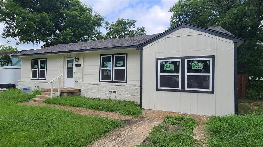 Dallas, TX 75218,11807 Gaston Parkway