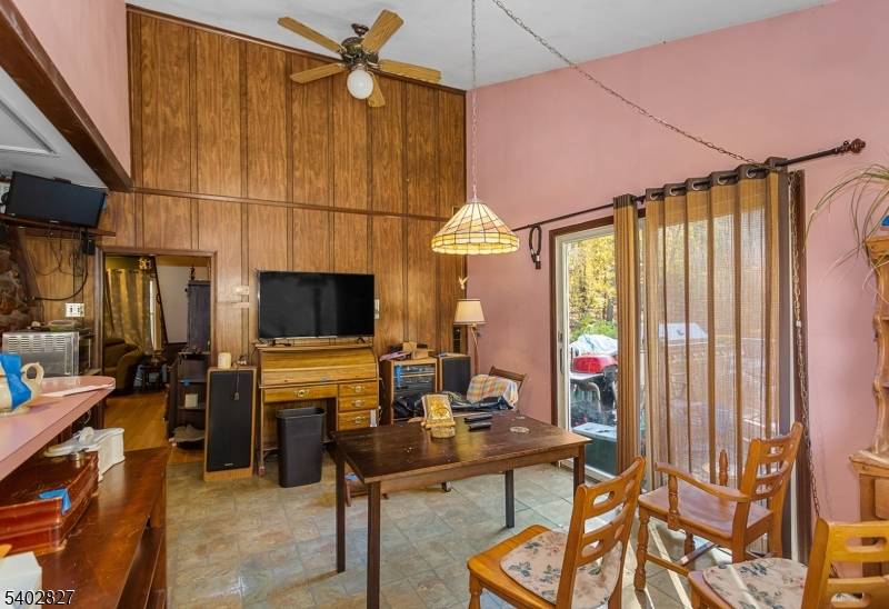 Wanaque Boro, NJ 07465,70 Townsend Rd