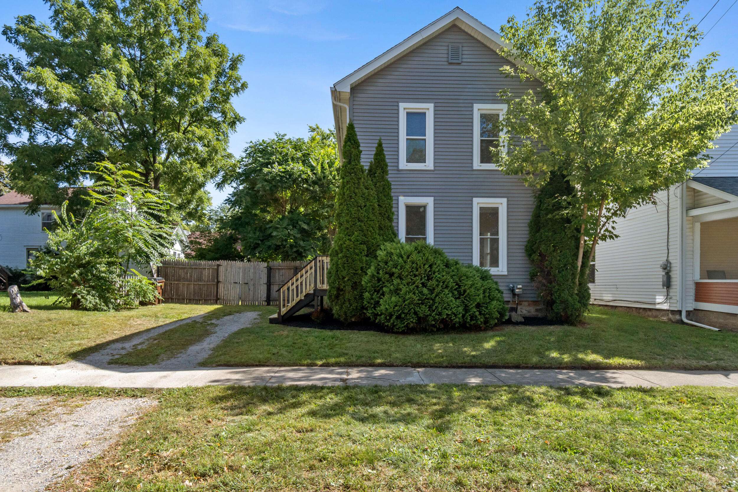 Jackson, MI 49201,309 N Park AVE