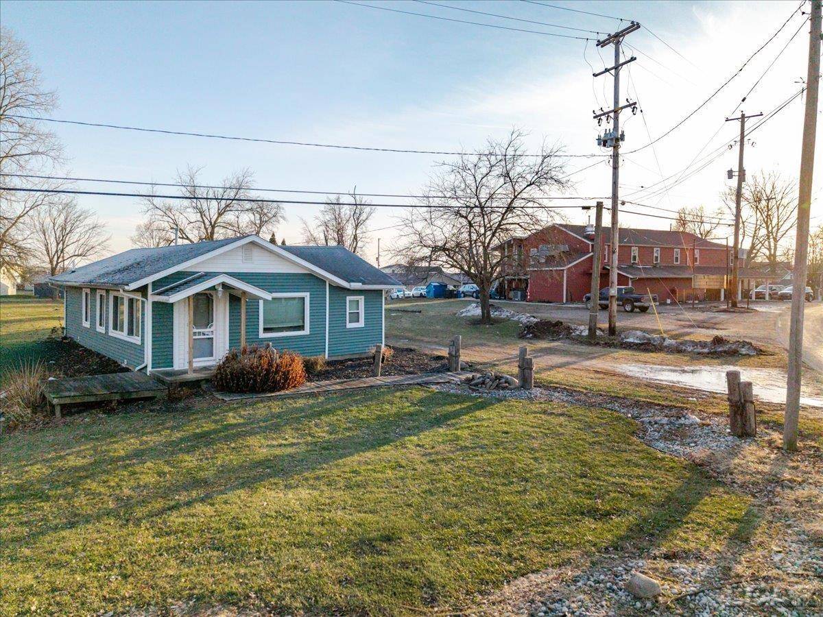 Manitou Beach, MI 49253,3171 & 3193 Round Lake HWY