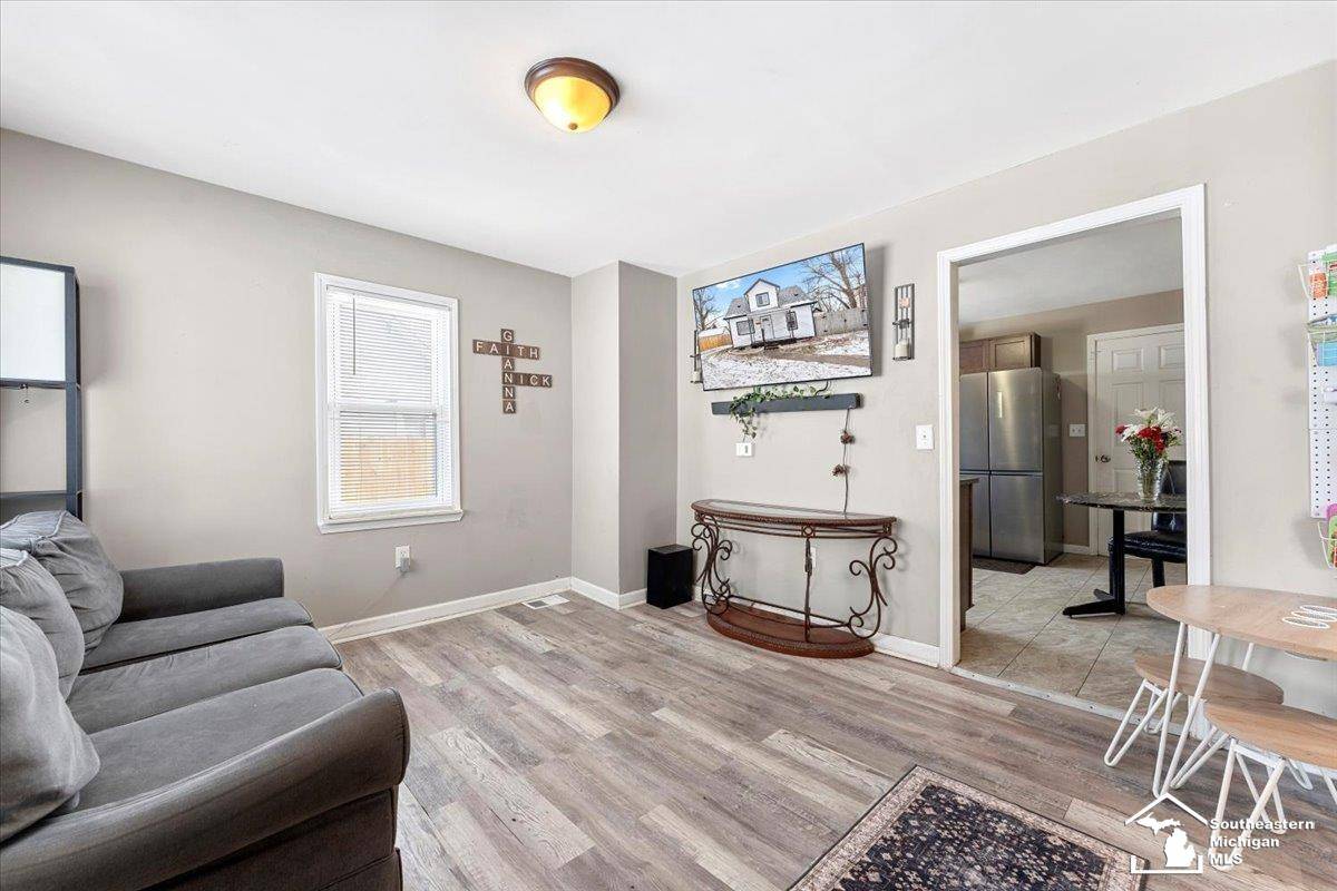 Taylor, MI 48180,25255 Charles ST