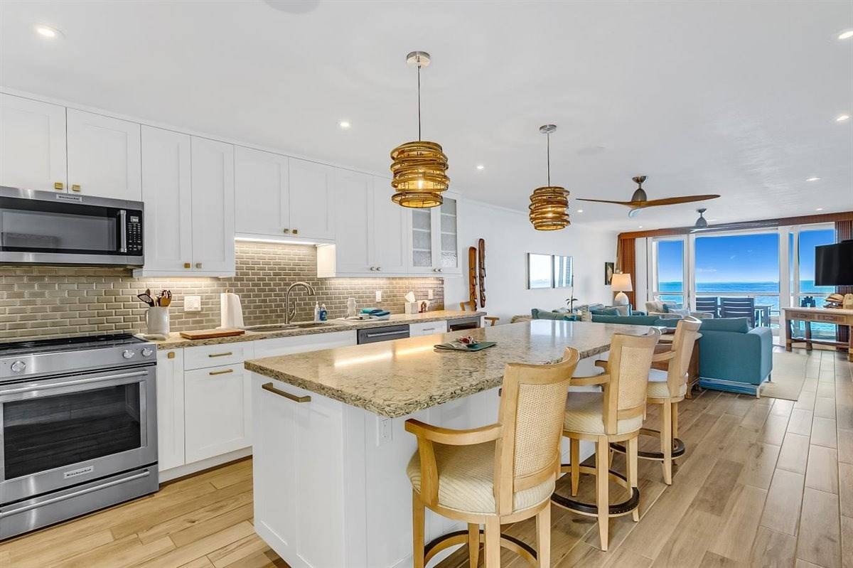 Kailua-kona, HI 96740,78-6800 ALII DR #5203