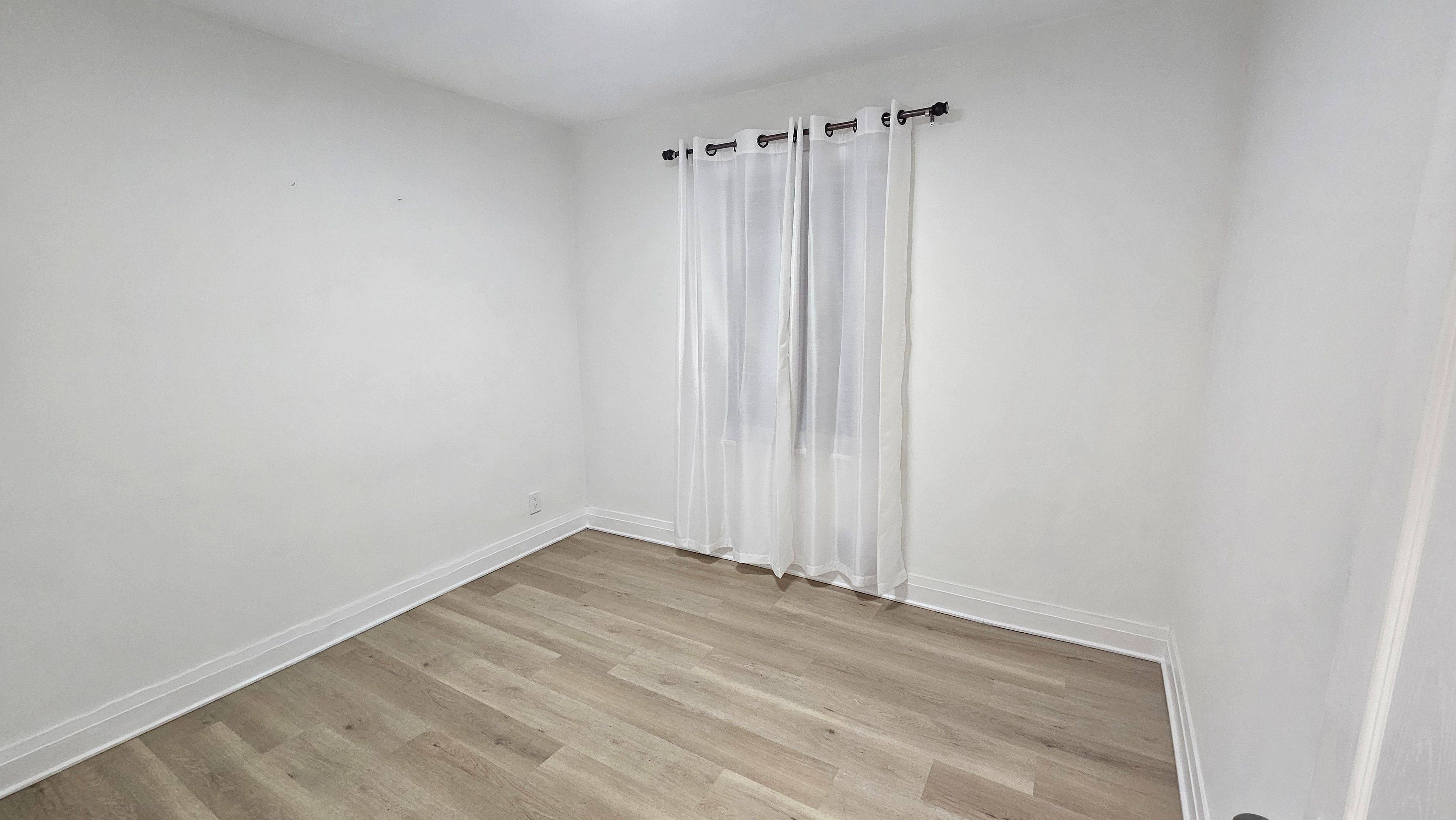 Toronto E04, ON M1P 2E2,1393 Birchmount RD #MAIN