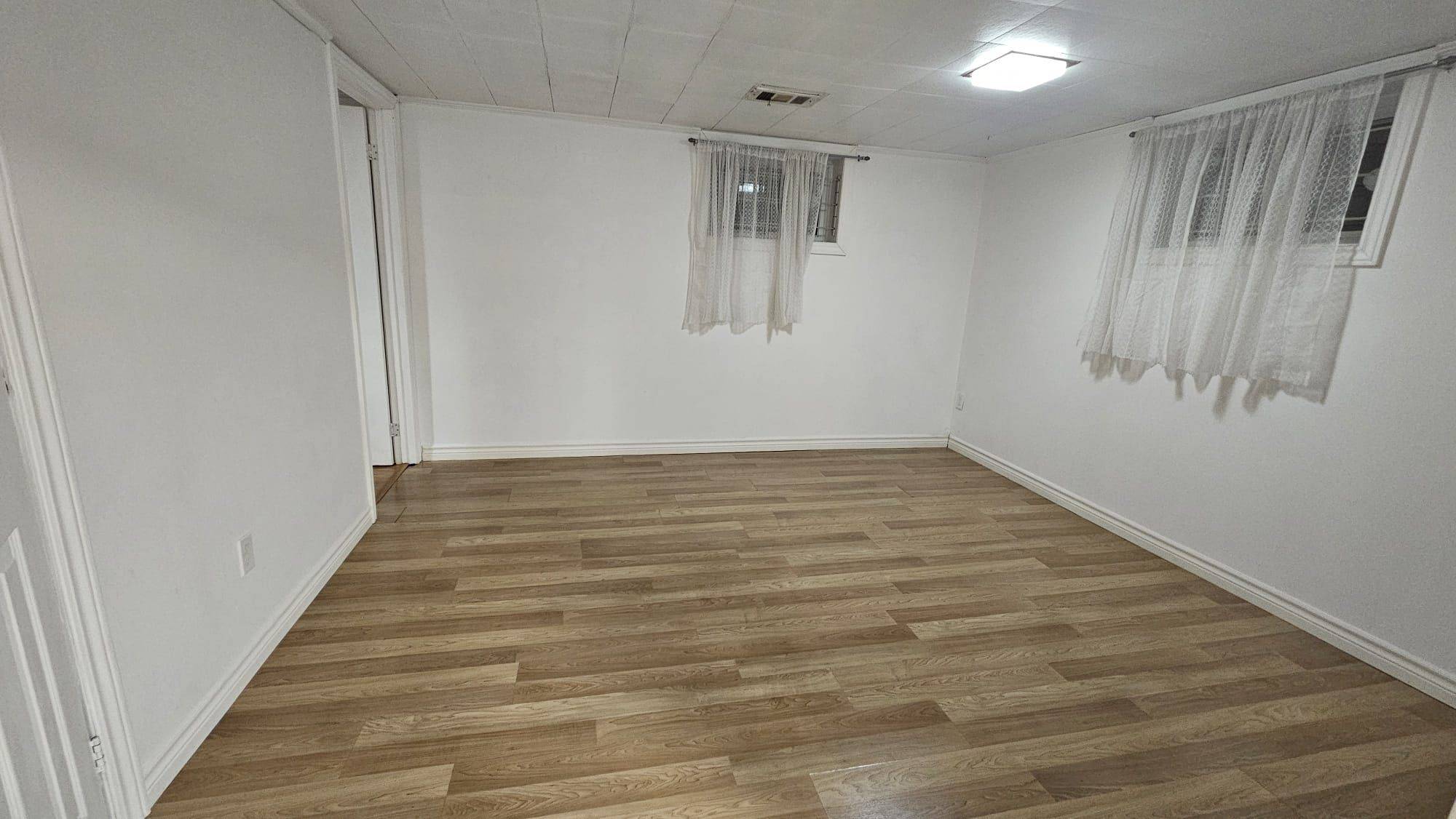 Toronto E04, ON M1P 2E2,1393 Birchmount RD #BSMNT