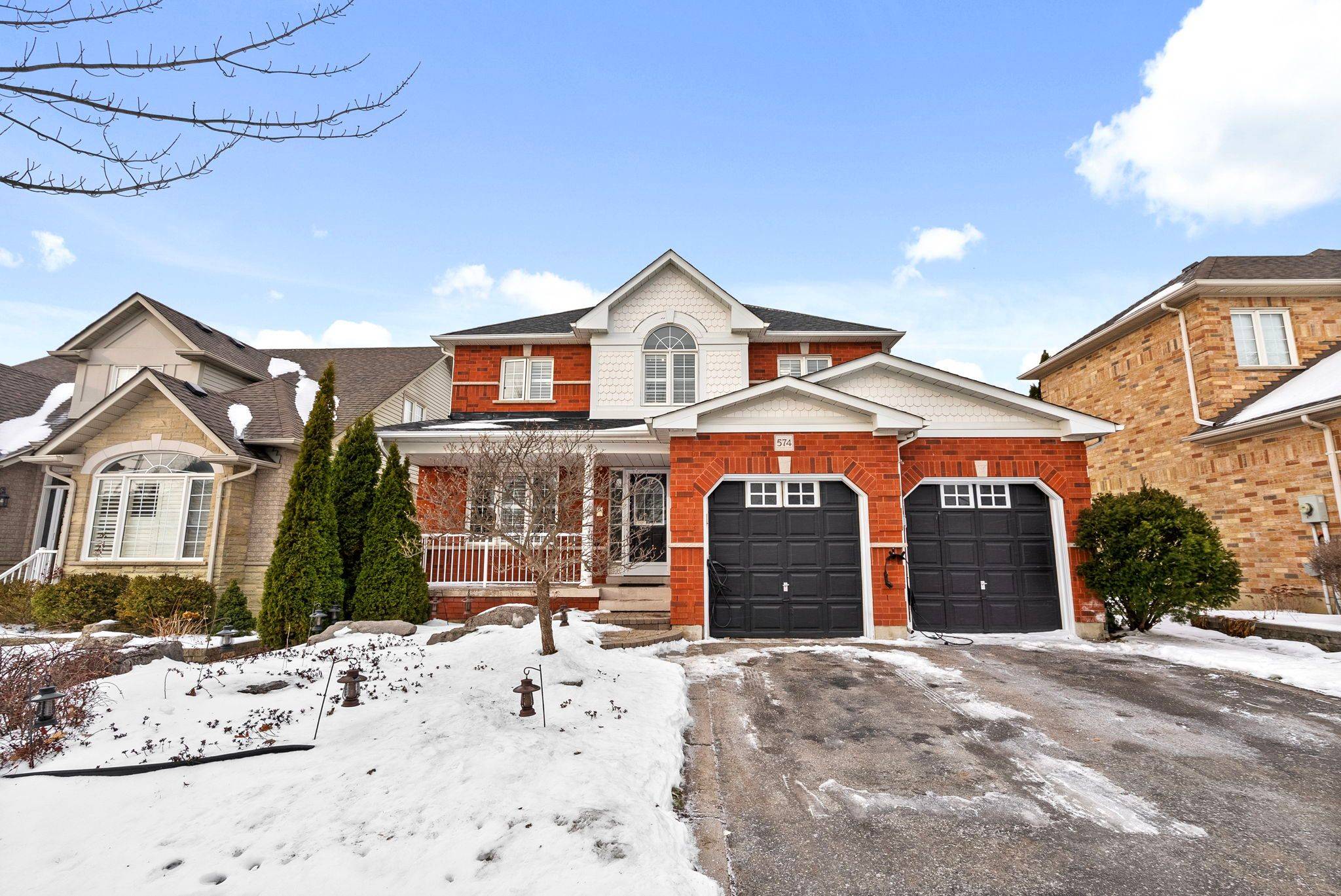 Oshawa, ON L1K 2P7,574 Clearsky AVE