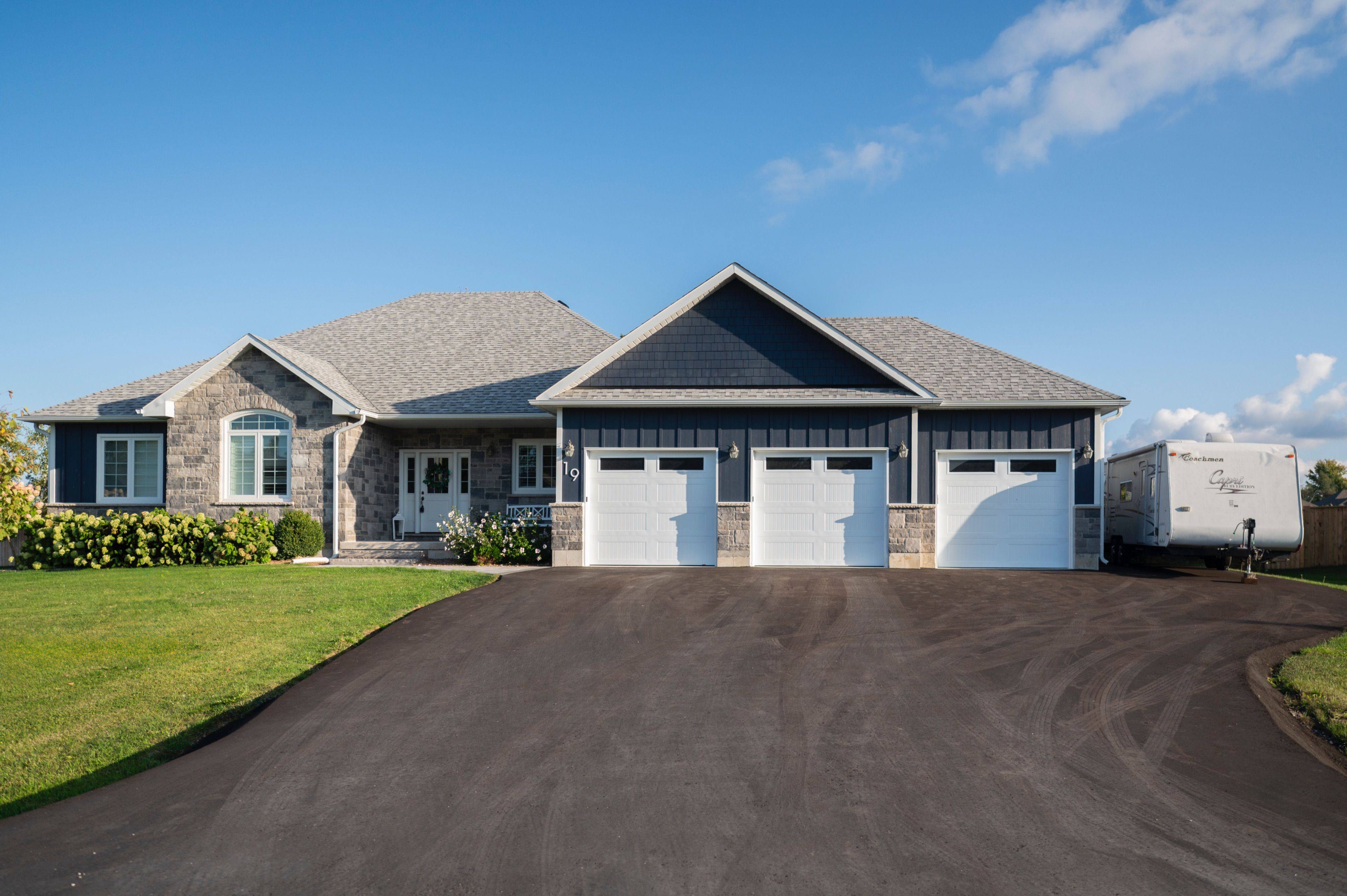 Oro-medonte, ON L3V 8N8,19 Cheslock CRES