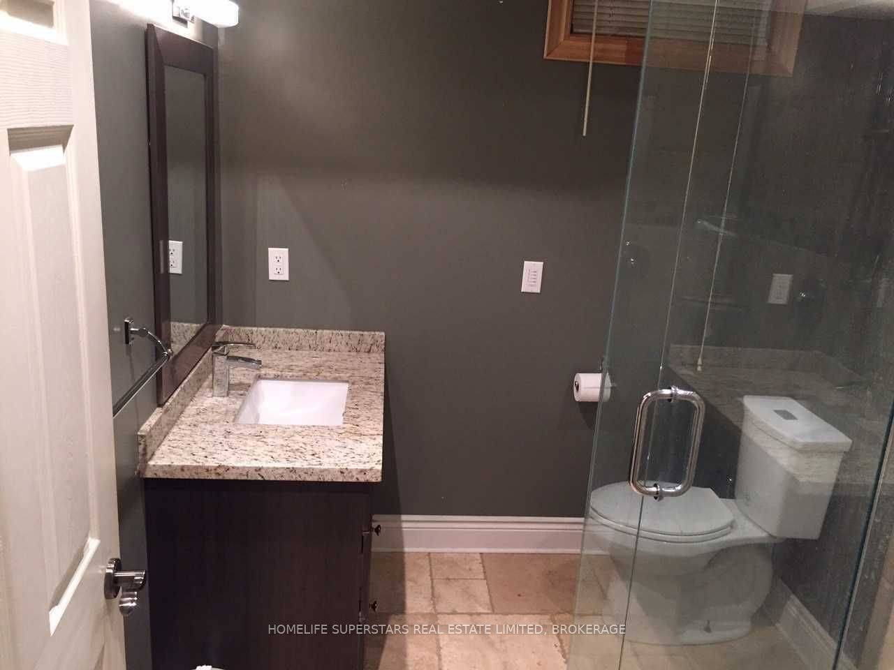 Brampton, ON L7A 3W3,7 Bramtrail Gate