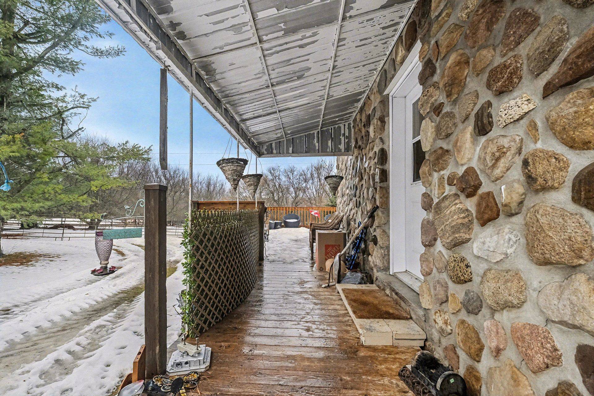 South Glengarry, ON K0C 1L0,21111 Concession 8 RD