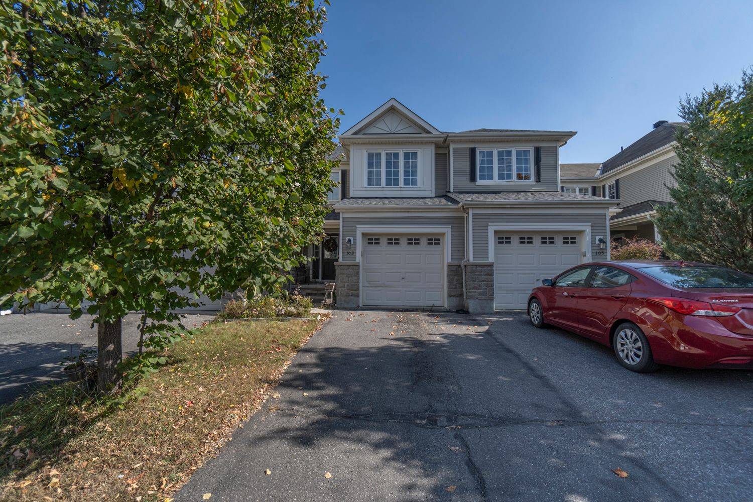 Barrhaven, ON K2J 0G7,103 Osnabrook Private