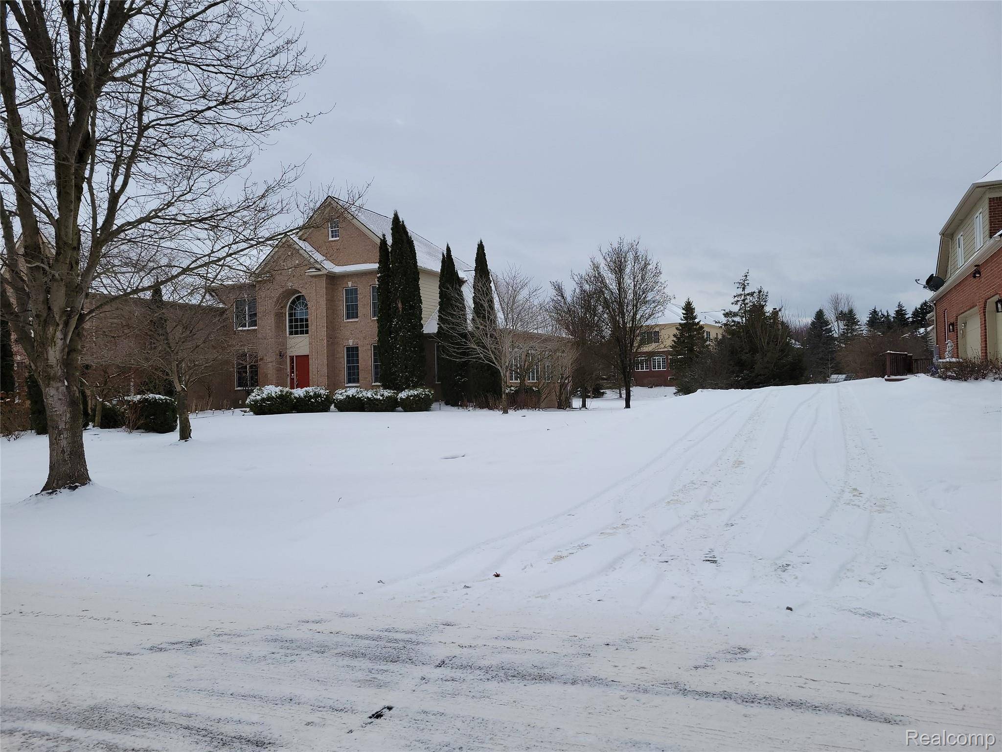 Northville, MI 48168,18937 Heather Ridge DR