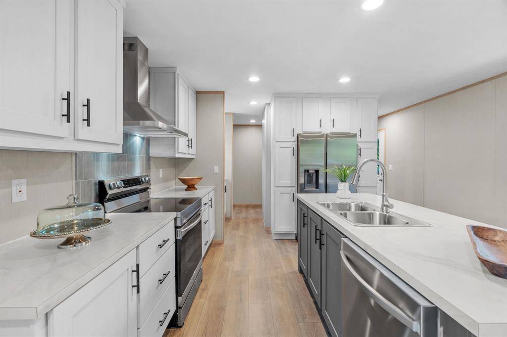 Granbury, TX 76048,1121 Pawnee Trail