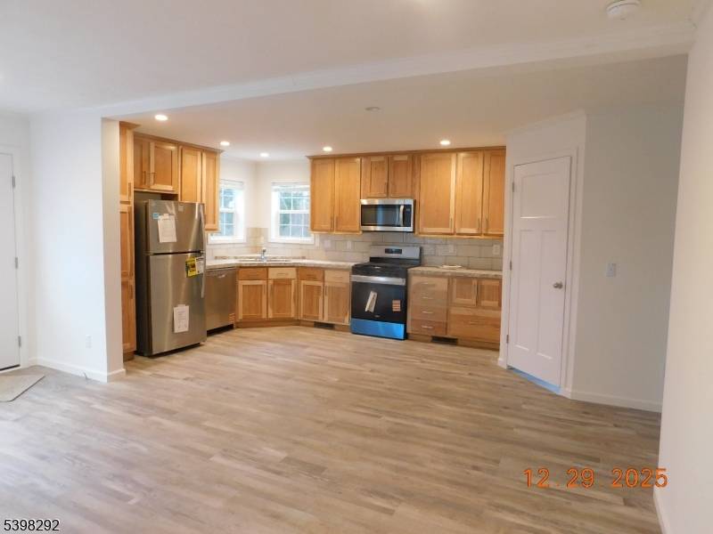 Oxford Twp., NJ 07863,9 Front Street