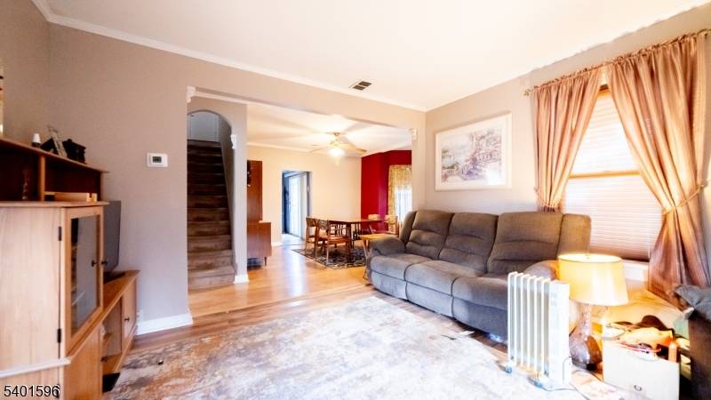 Ogdensburg Boro, NJ 07439,21 Edison Ave