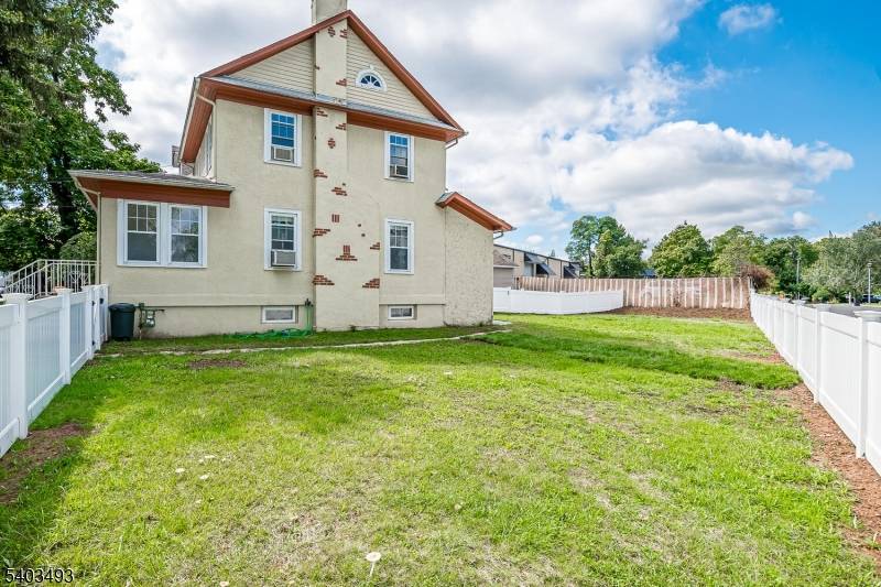 Westfield Town, NJ 07090,364 Brightwood Ave