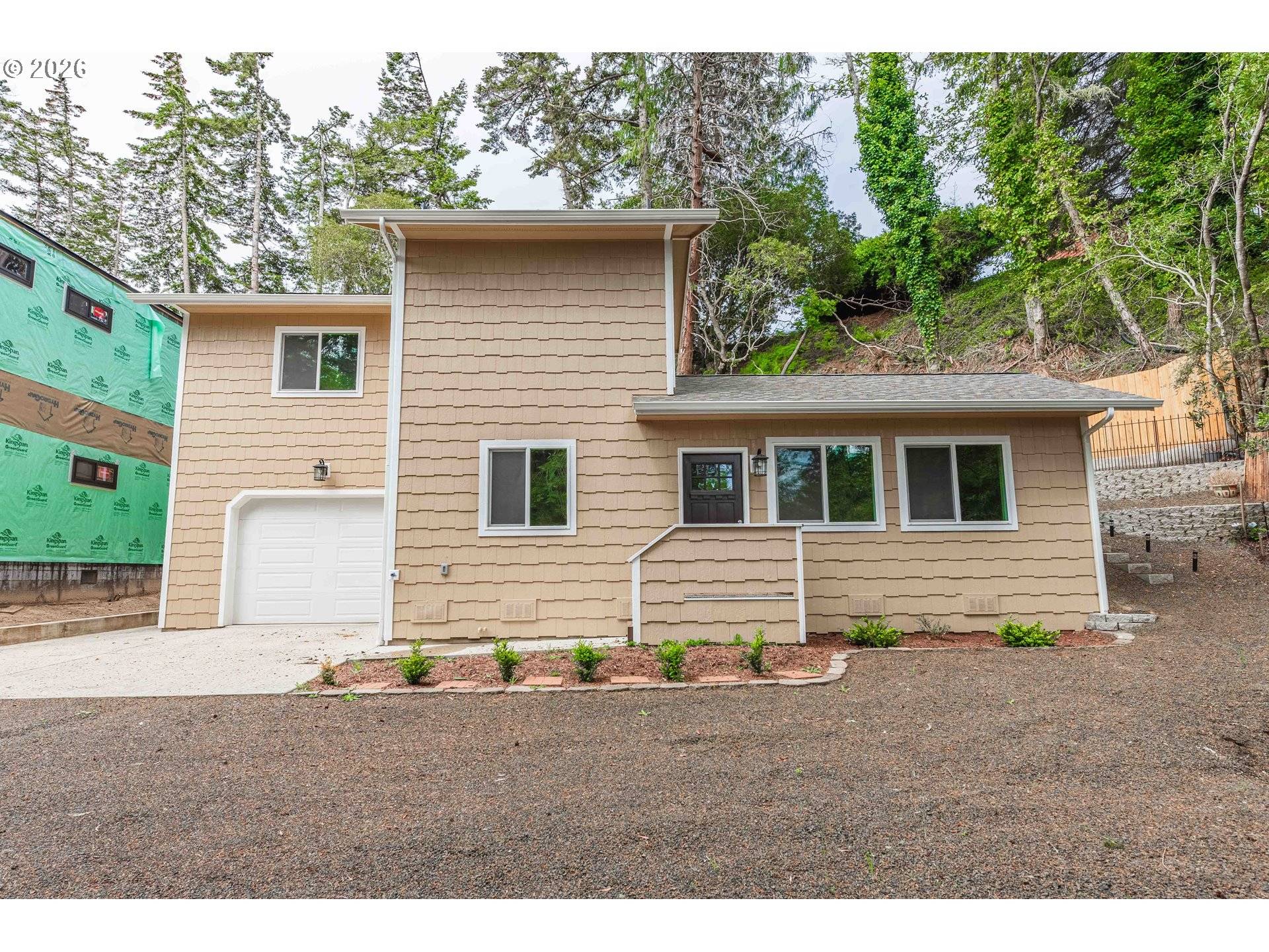 North Bend, OR 97459,2143 Ash ST