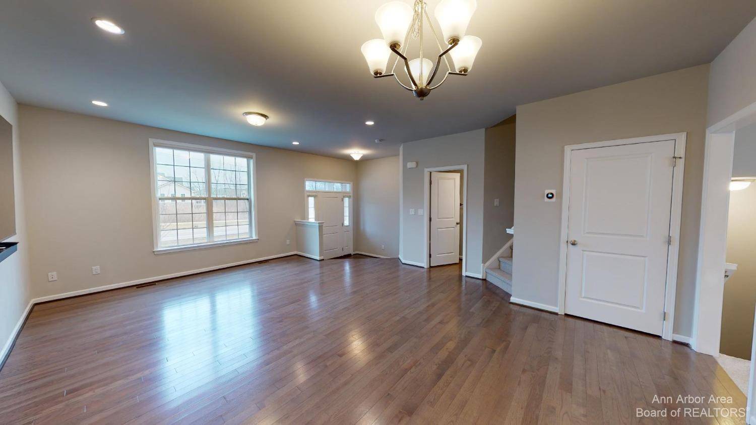 Ann Arbor, MI 48105,2794 Ashcombe DR