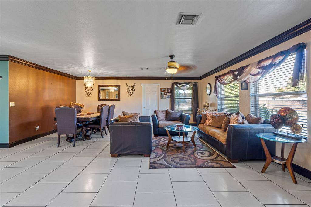 West Park, FL 33023,5201 SW 22nd St