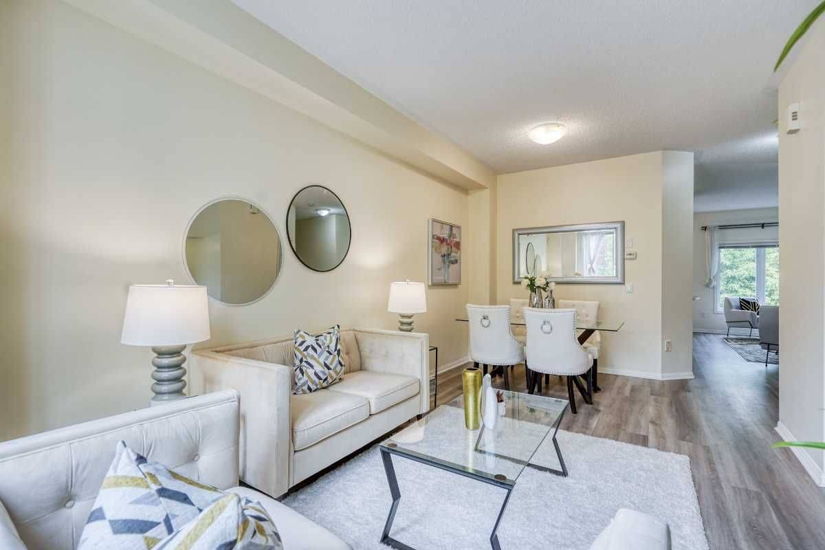 Richmond Hill, ON L4C 0R8,100 Elgin Mills RD W #51