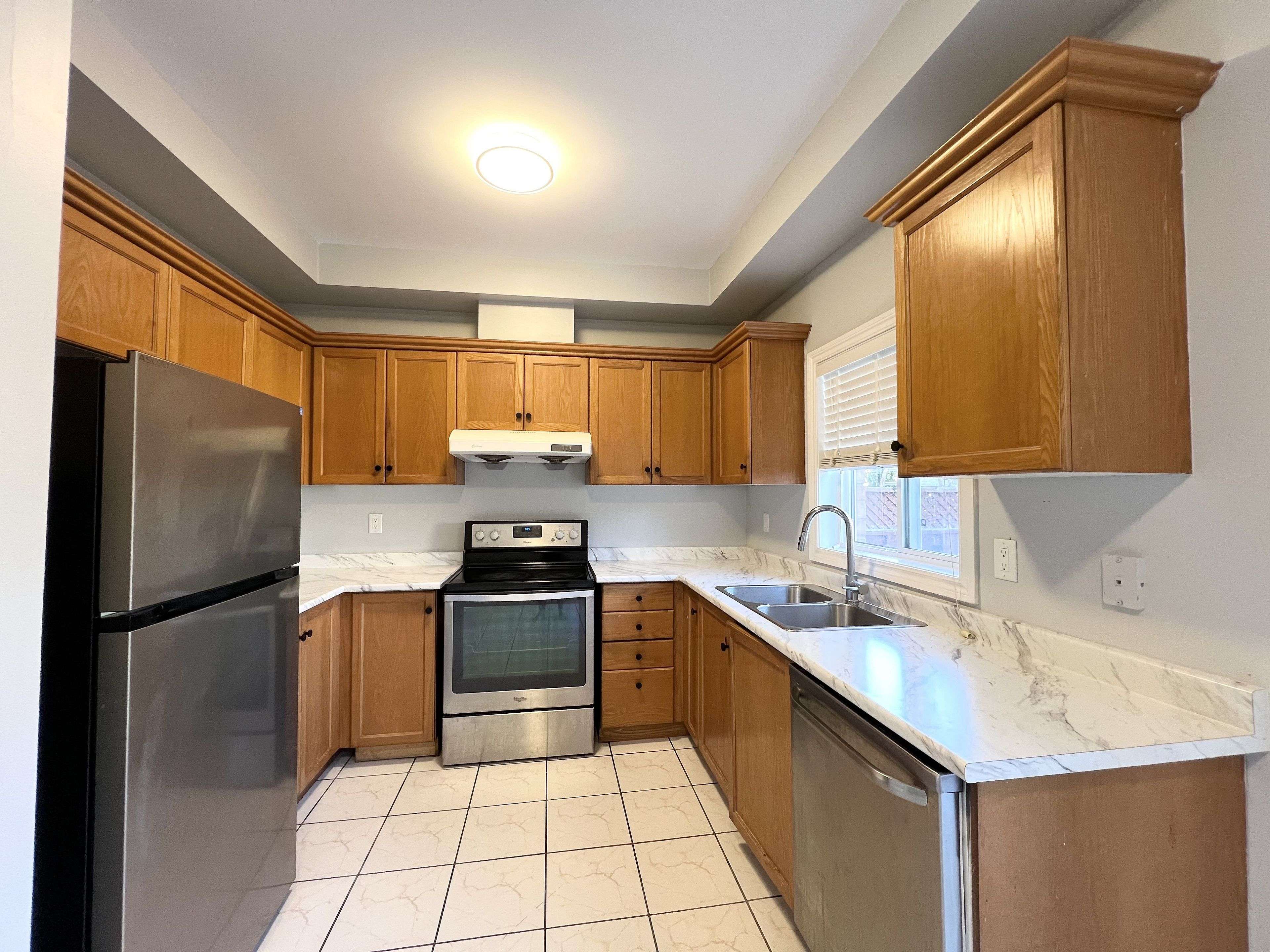 Vaughan, ON L6A 3A8,30 Abdus Salam ST