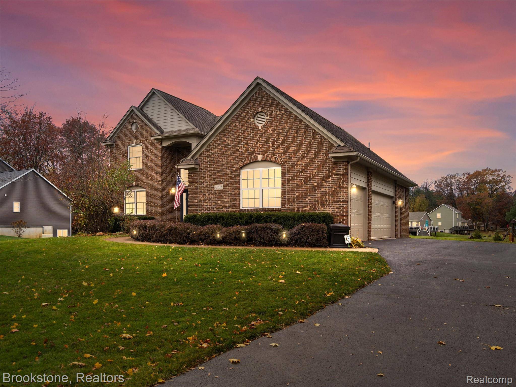 Davisburg, MI 48350,6707 Forest Pointe BLVD