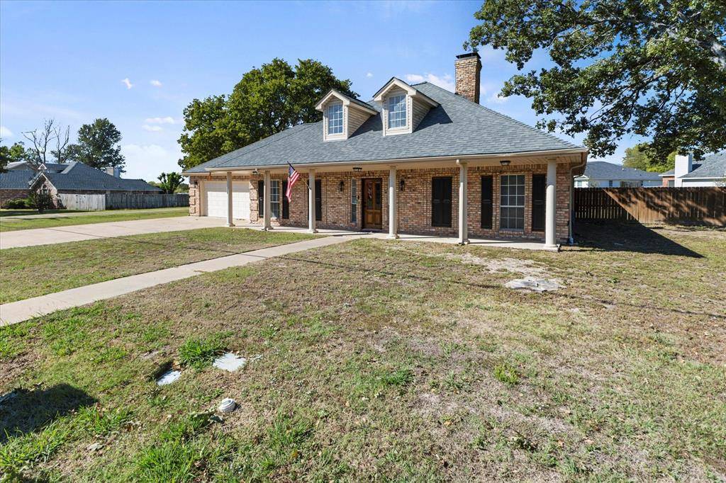 West Tawakoni, TX 75474,117 Indian Oaks Trail