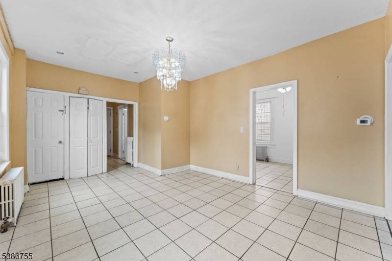 Paterson City, NJ 07503,339 Paxton St