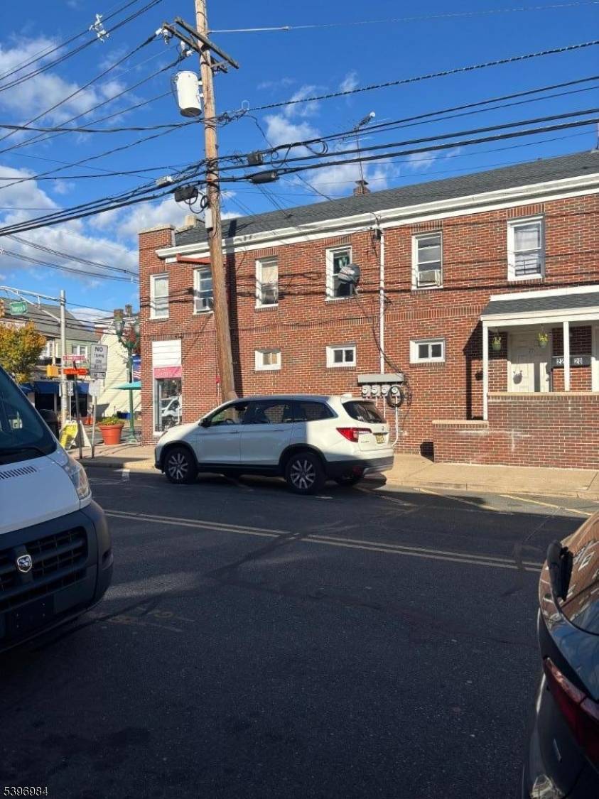 Raritan Boro, NJ 08869,2 E Somerset St