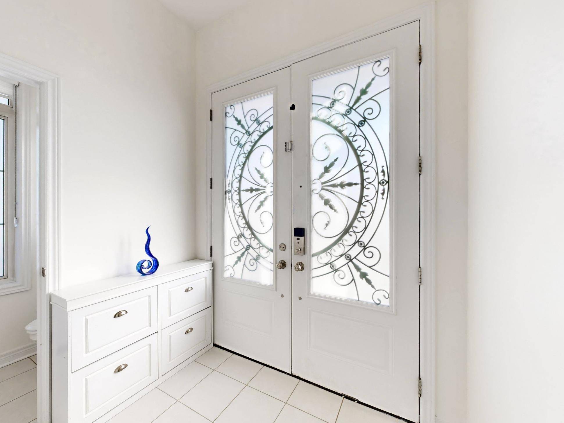 Pickering, ON L1X 0G6,1080 Azalea AVE